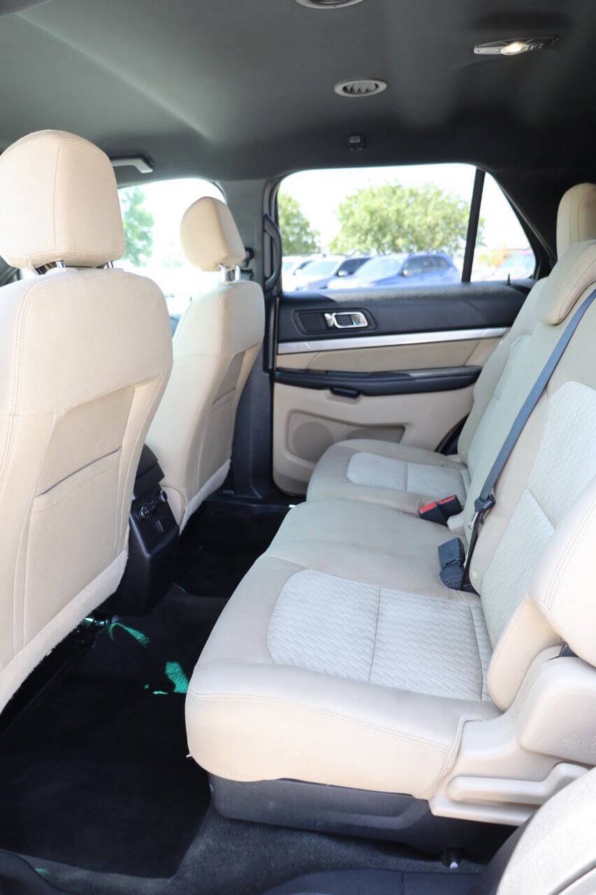 Used 2016 Ford Explorer 4WD image 17