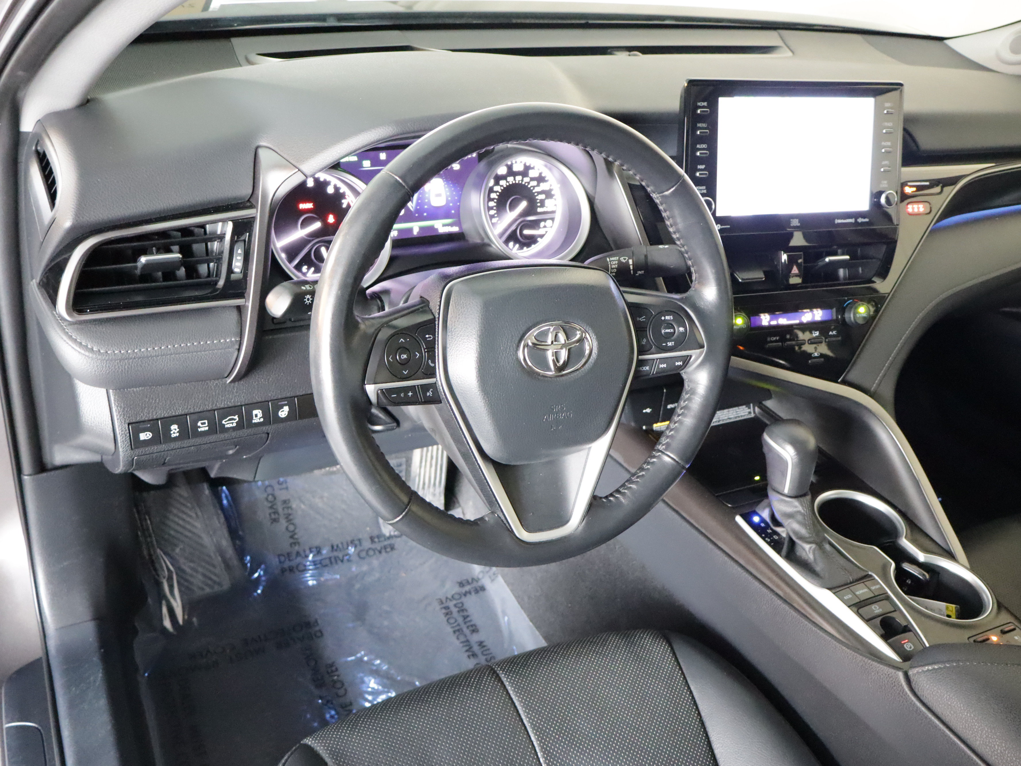 Used 2021 Toyota Camry XLE w/ Navigation Package AWD/4WD image 12