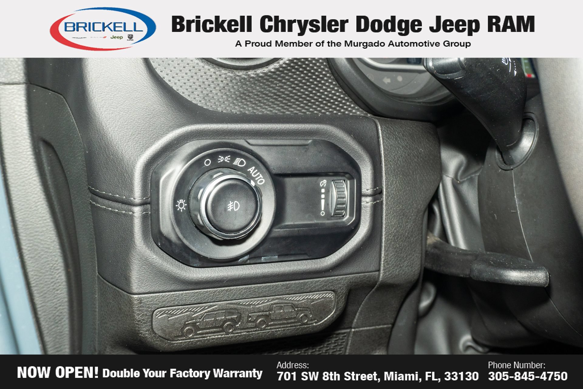 Used 2025 Jeep Wrangler Unlimited Rubicon AWD/4WD image 32