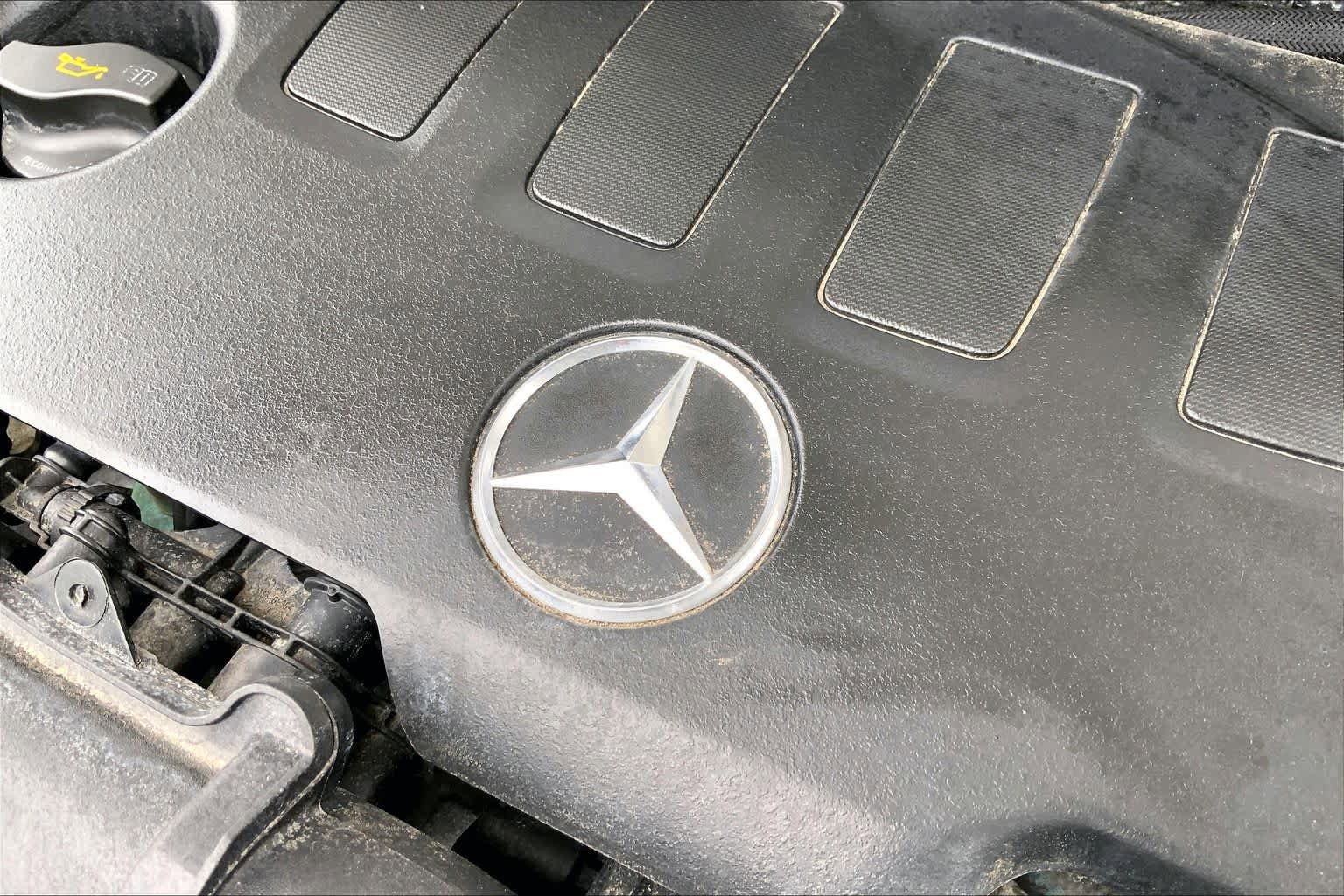 Certified 2022 Mercedes-Benz GLA 250 4MATIC image 33