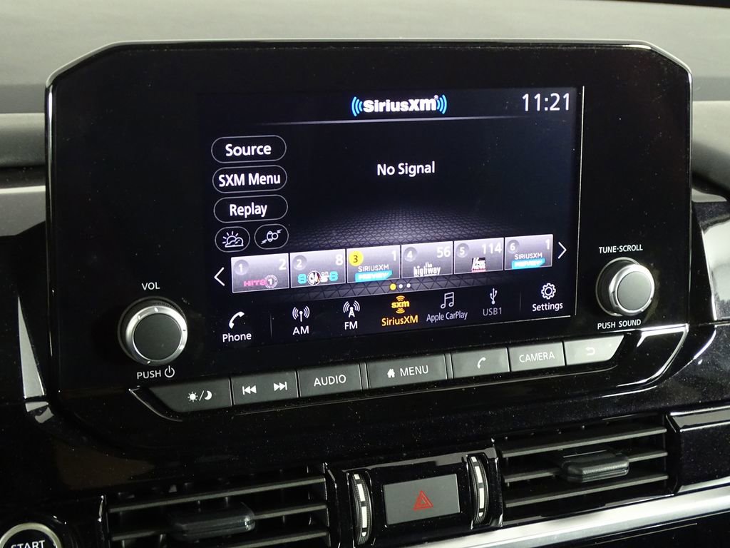 Used 2024 Nissan Pathfinder SV image 34