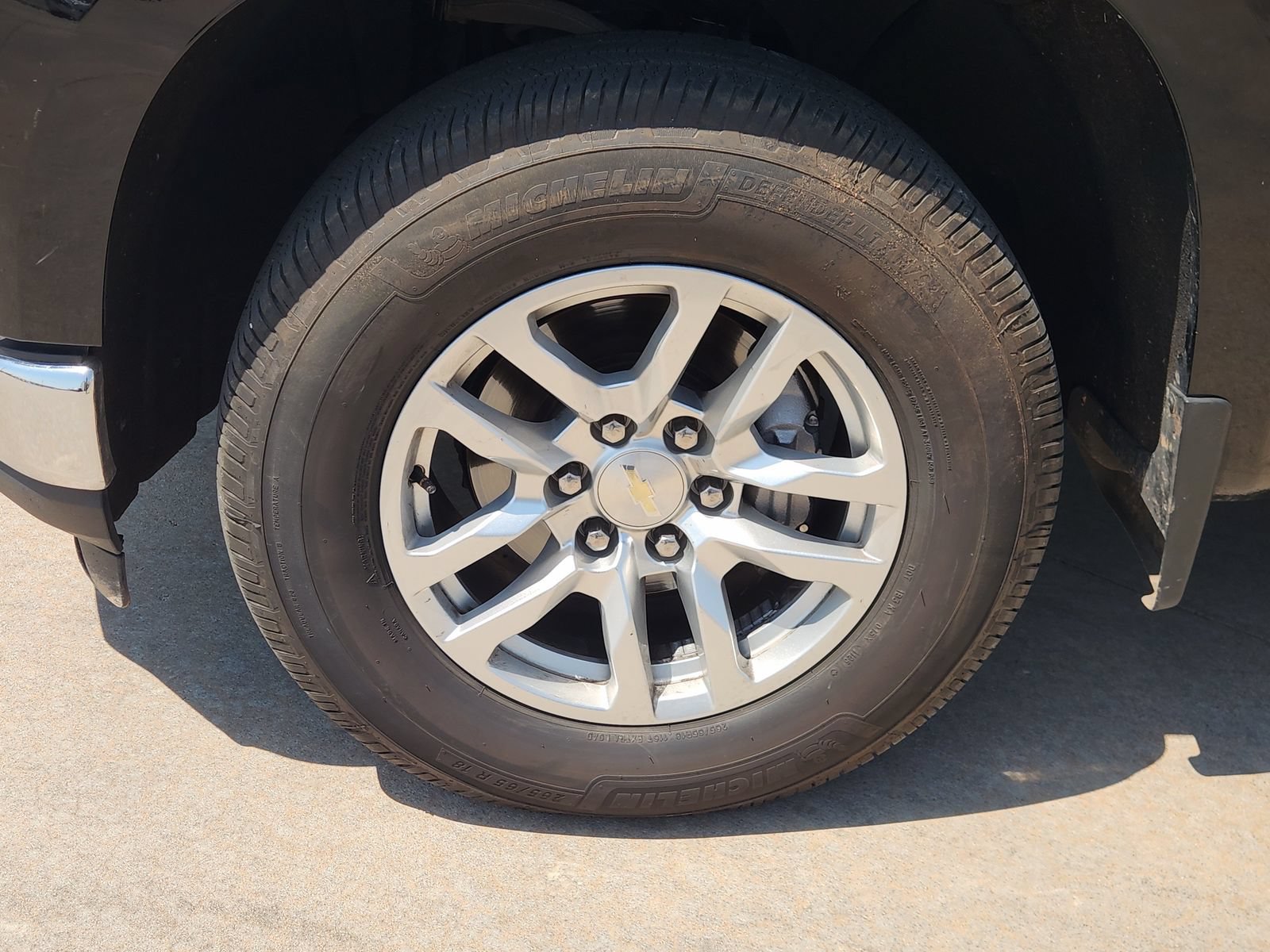 Used 2020 Chevrolet Silverado 1500 LT AWD/4WD image 14