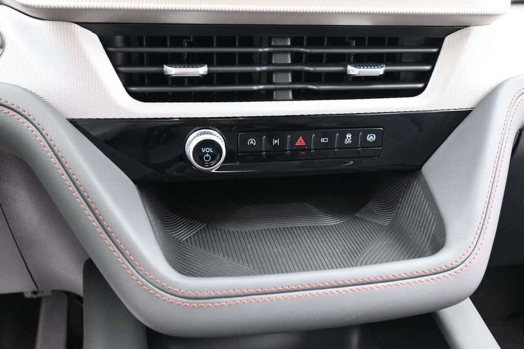 New 2026 Ford Explorer Active AWD/4WD image 13