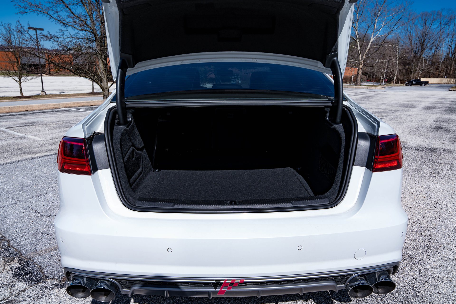 Used 2016 Audi S6 Prestige w/ Prestige Package image 36