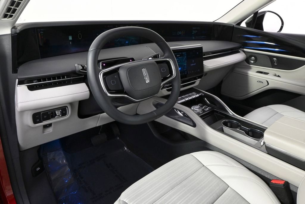 New 2026 Lincoln Nautilus Reserve w/ Jet Appearance Package AWD/4WD image 12