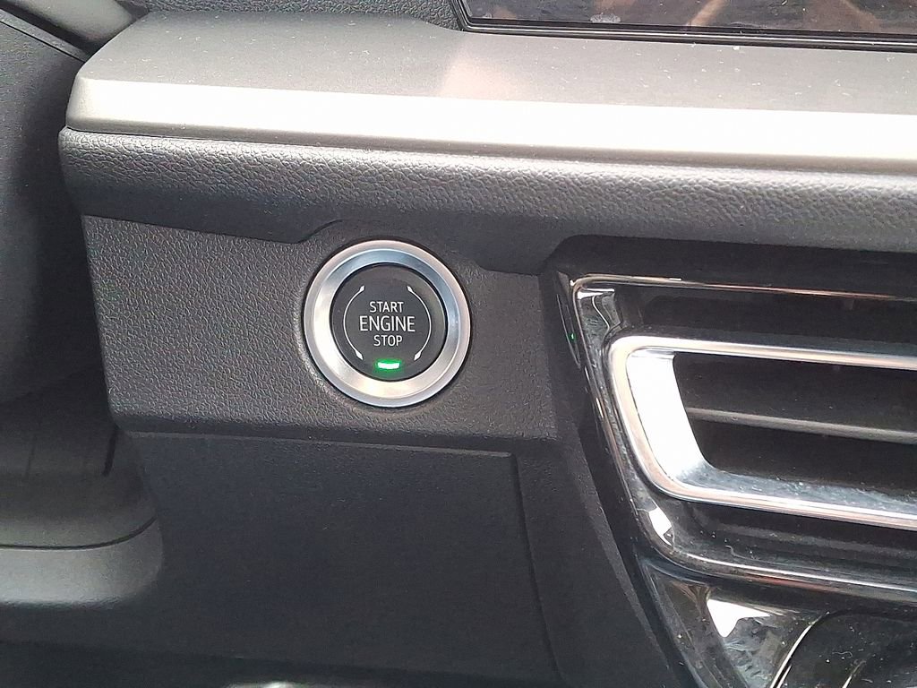 New 2025 Chevrolet Traverse LT w/ Driver Confidence Package image 22