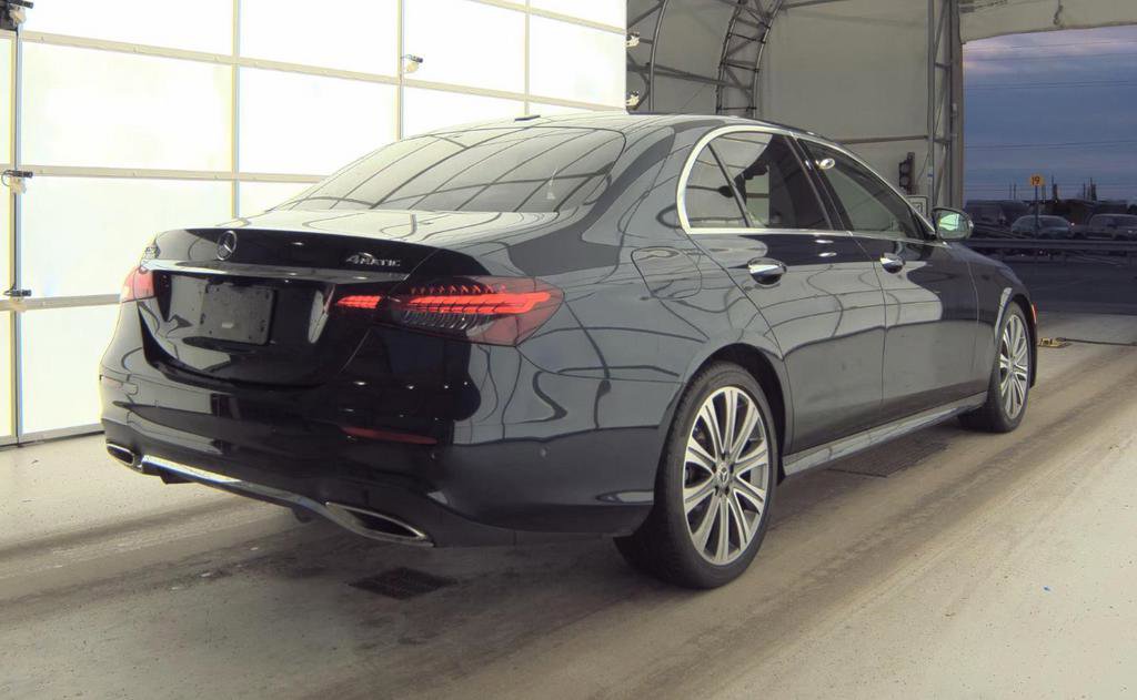 Used 2021 Mercedes-Benz E 350 4MATIC Sedan w/ Premium Package image 4