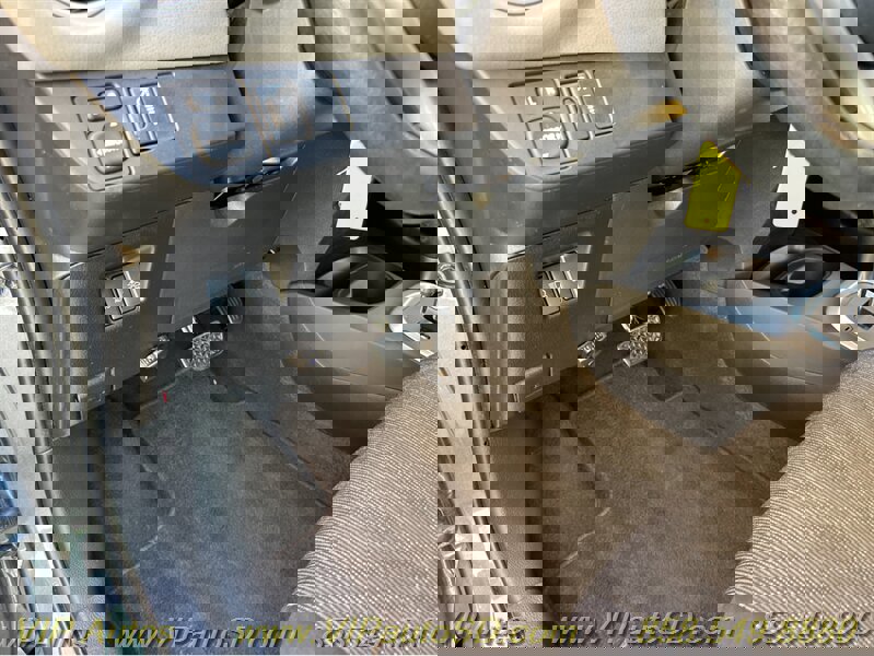 Used 2017 Toyota Yaris LE image 27