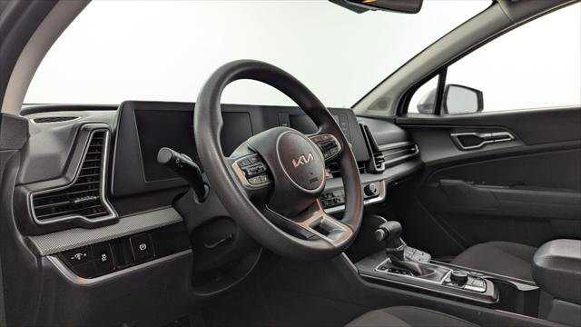 Used 2024 Kia Sportage LX FWD image 23