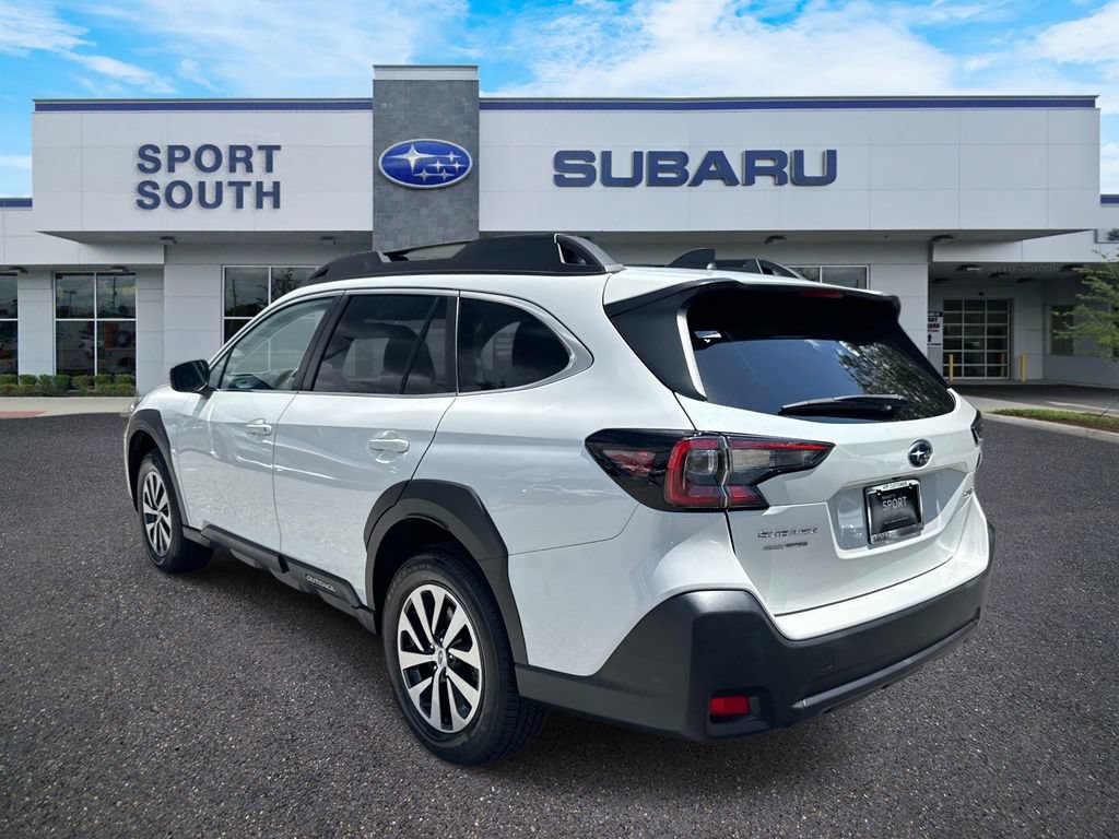 Used 2024 Subaru Outback Premium AWD/4WD image 6