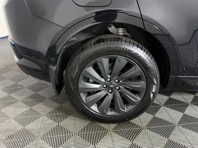 Certified 2025 Land Rover Discovery Sport S AWD/4WD image 14