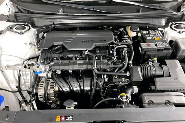 New 2026 Kia K4 GT-Line FWD image 2