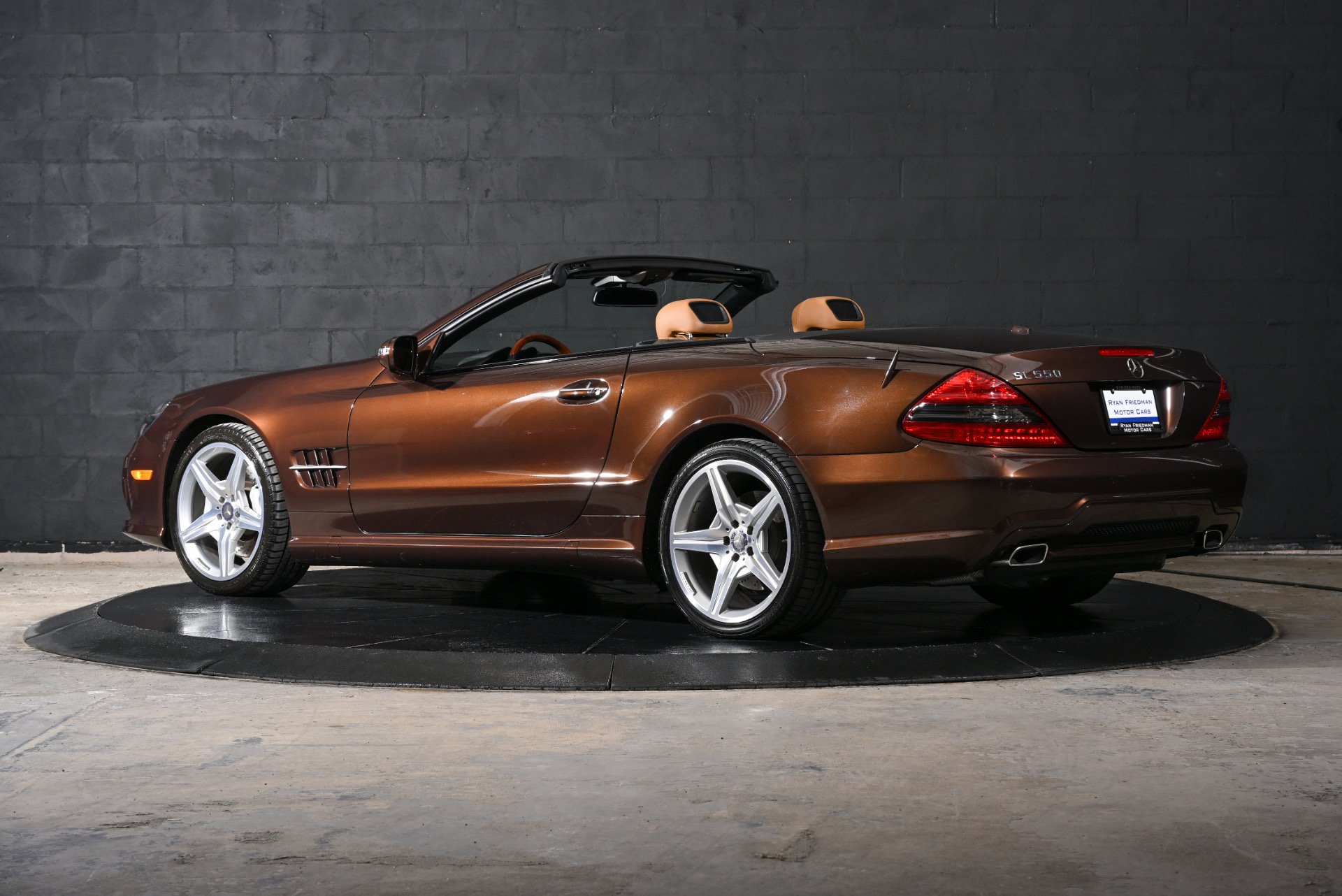 Used 2012 Mercedes-Benz SL 550 image 7