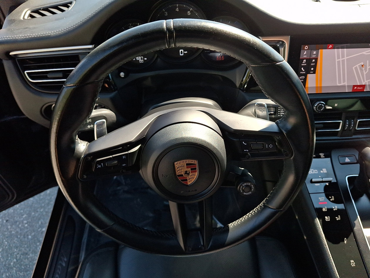 Used 2023 Porsche Macan Turbo AWD/4WD image 20