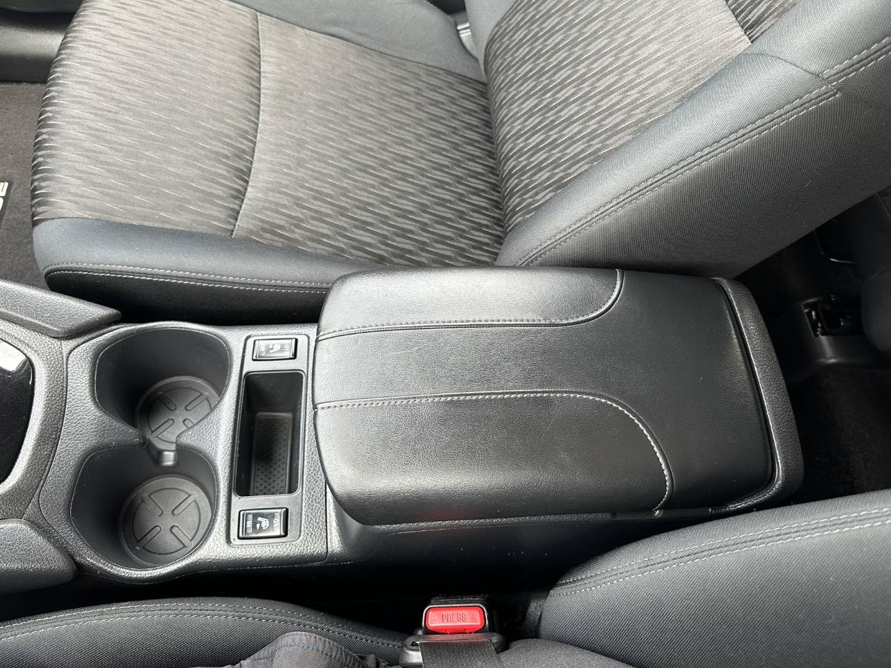 Used 2019 Nissan Rogue S w/ Special Edition Package AWD/4WD image 54