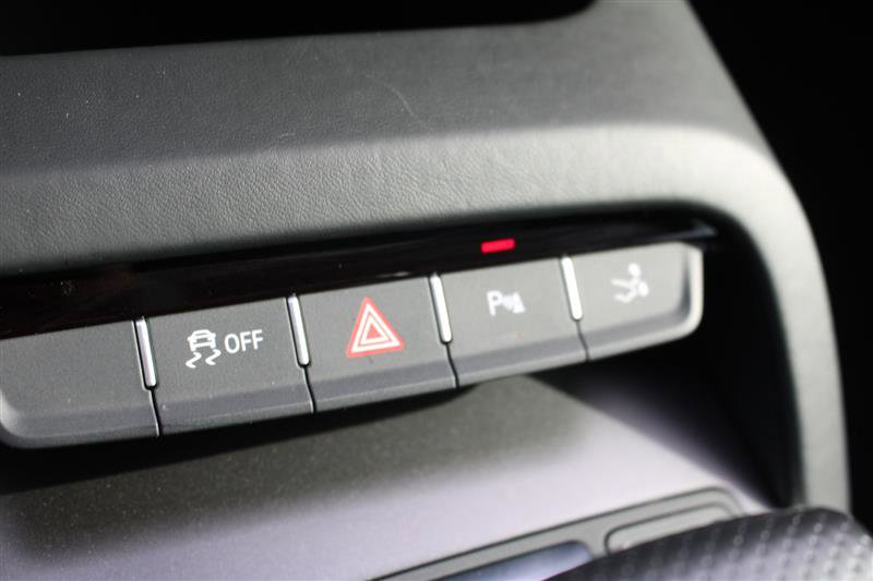 Used 2018 Audi R8 V10 w/ Carbon Exterior Package image 50