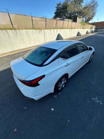 Used 2019 Nissan Altima 2.5 S image 6
