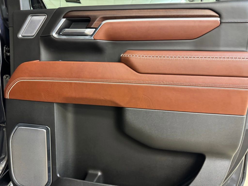 Used 2024 GMC Sierra 2500 Denali Ultimate AWD/4WD image 26