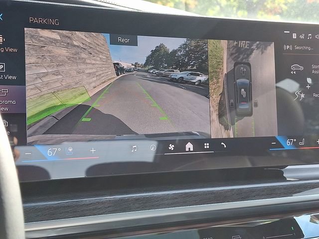 New 2026 BMW 750e xDrive AWD/4WD image 16