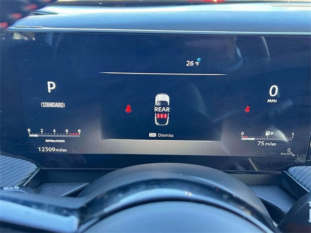 Used 2025 Nissan Kicks SR image 24