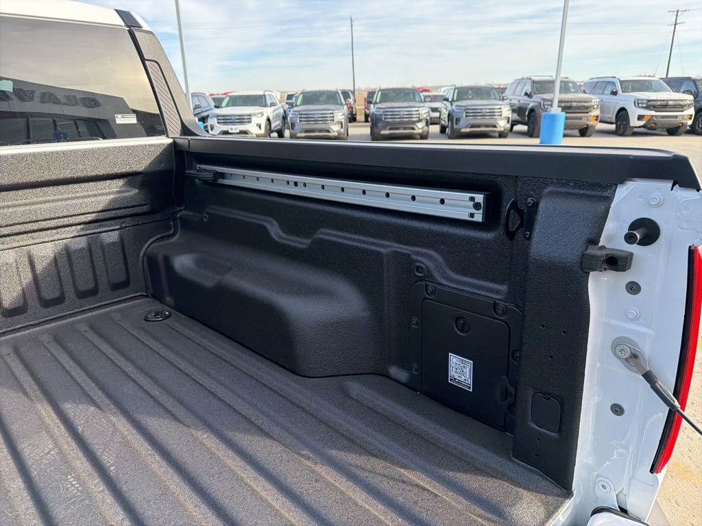 New 2026 Ford Maverick Lariat image 9