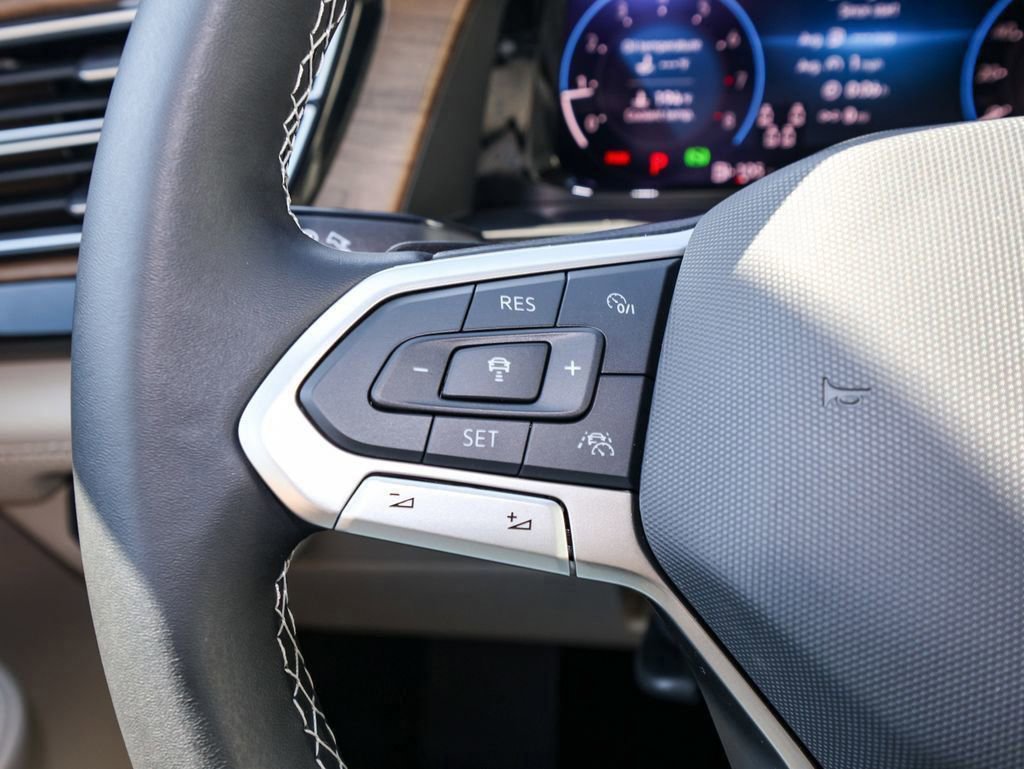 New 2026 Volkswagen Atlas SE image 24