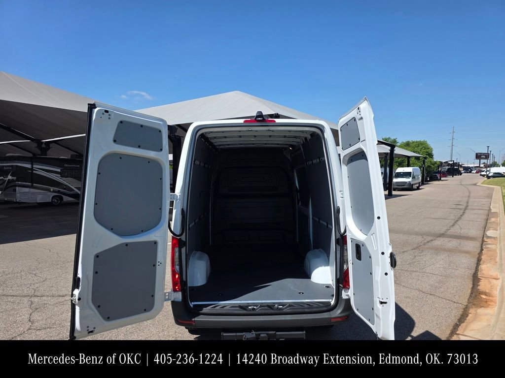 New 2026 Mercedes-Benz Sprinter 2500 image 5