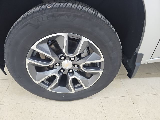 Used 2022 Chevrolet Silverado 1500 LT AWD/4WD image 23