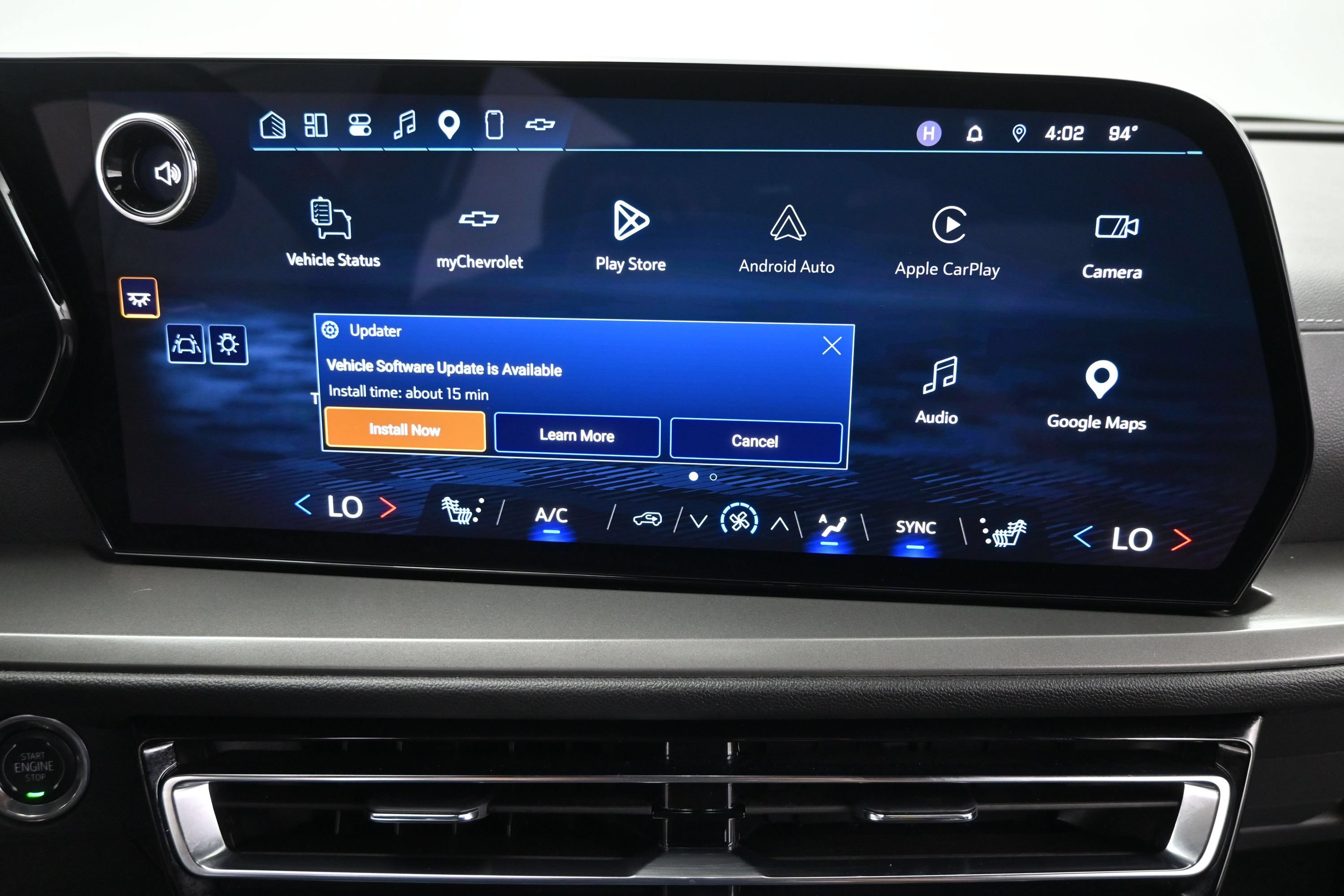 Certified 2026 Chevrolet Traverse LT FWD image 24