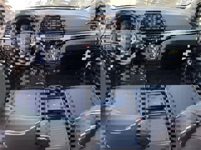 New 2026 Honda Odyssey Touring image 10