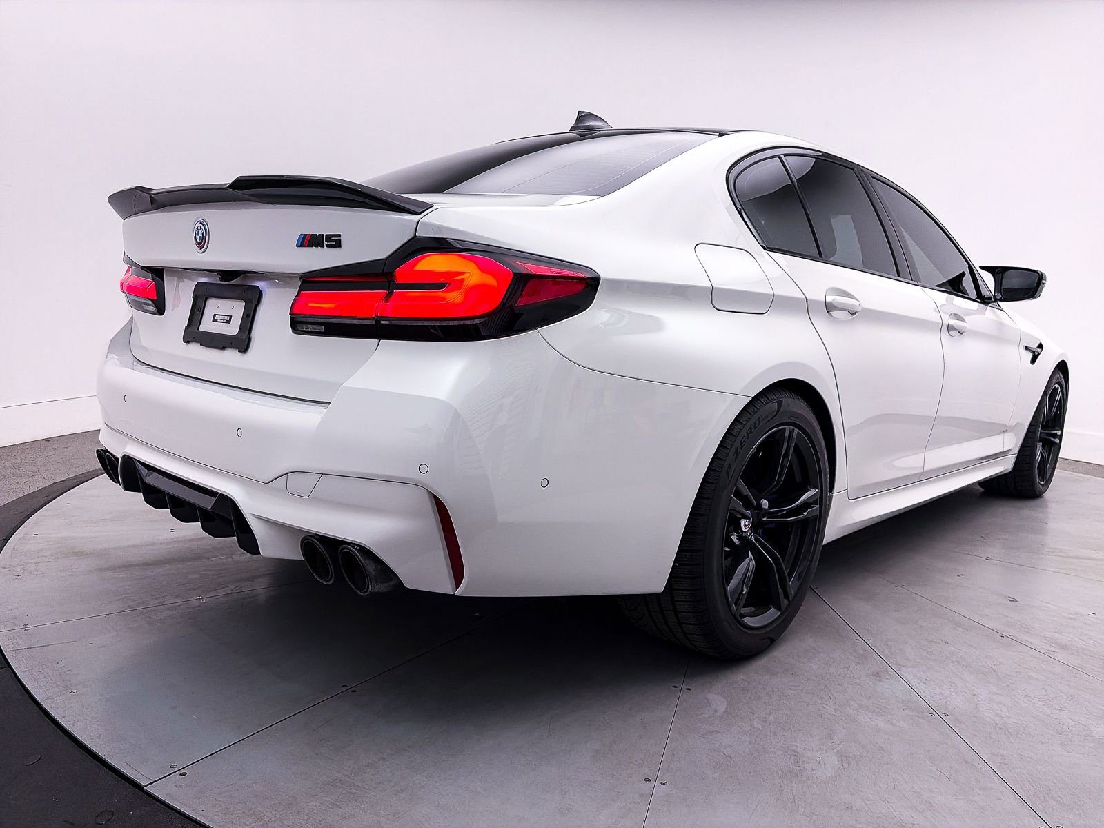 Used 2023 BMW M5 w/ Executive Package AWD/4WD image 19