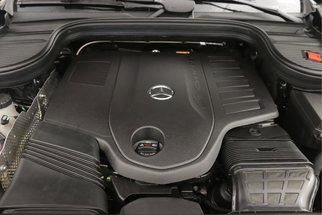 New 2026 Mercedes-Benz GLE 450 4MATIC image 9