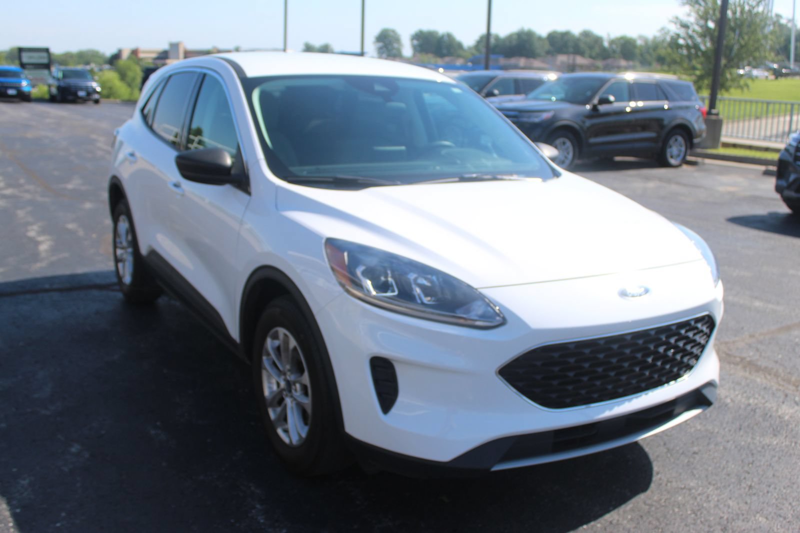 Used 2022 Ford Escape SE FWD image 8