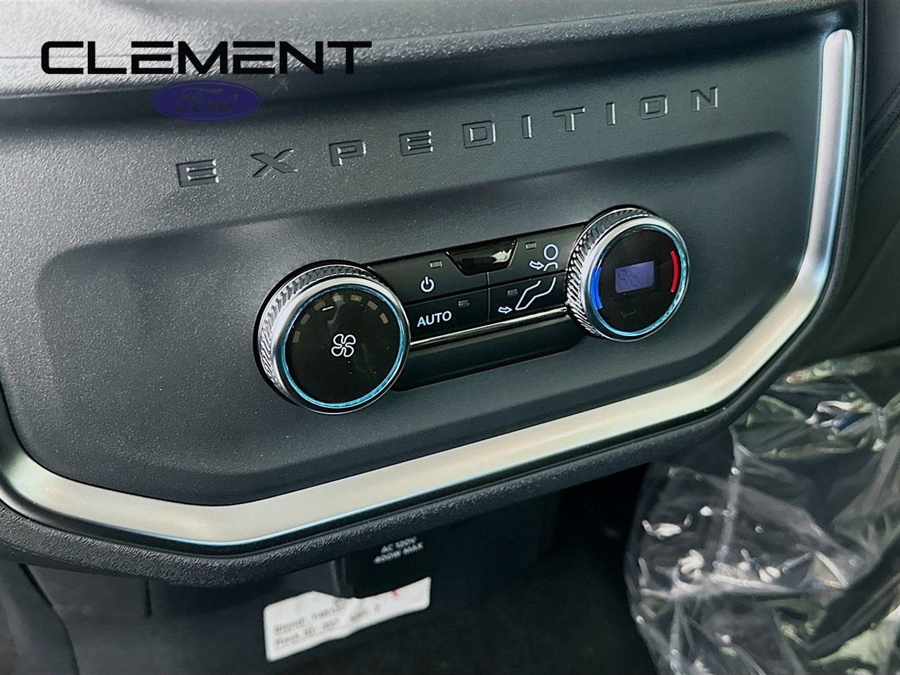 New 2026 Ford Expedition Max Active image 30