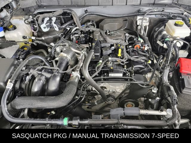 Used 2024 Ford Bronco Badlands w/ Sasquatch Package AWD/4WD image 37