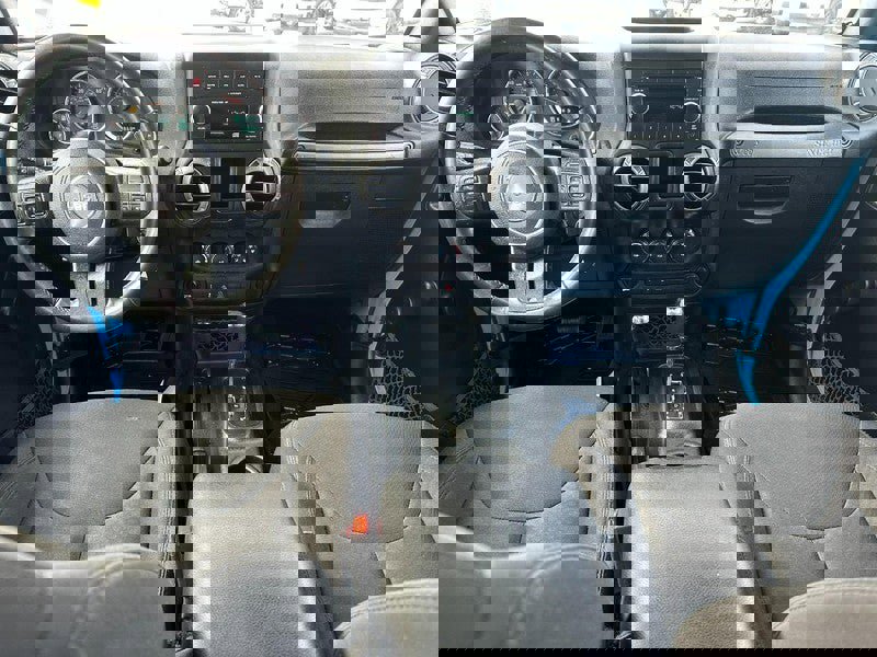 Used 2018 Jeep Wrangler Unlimited Sport w/ Connectivity Group image 10