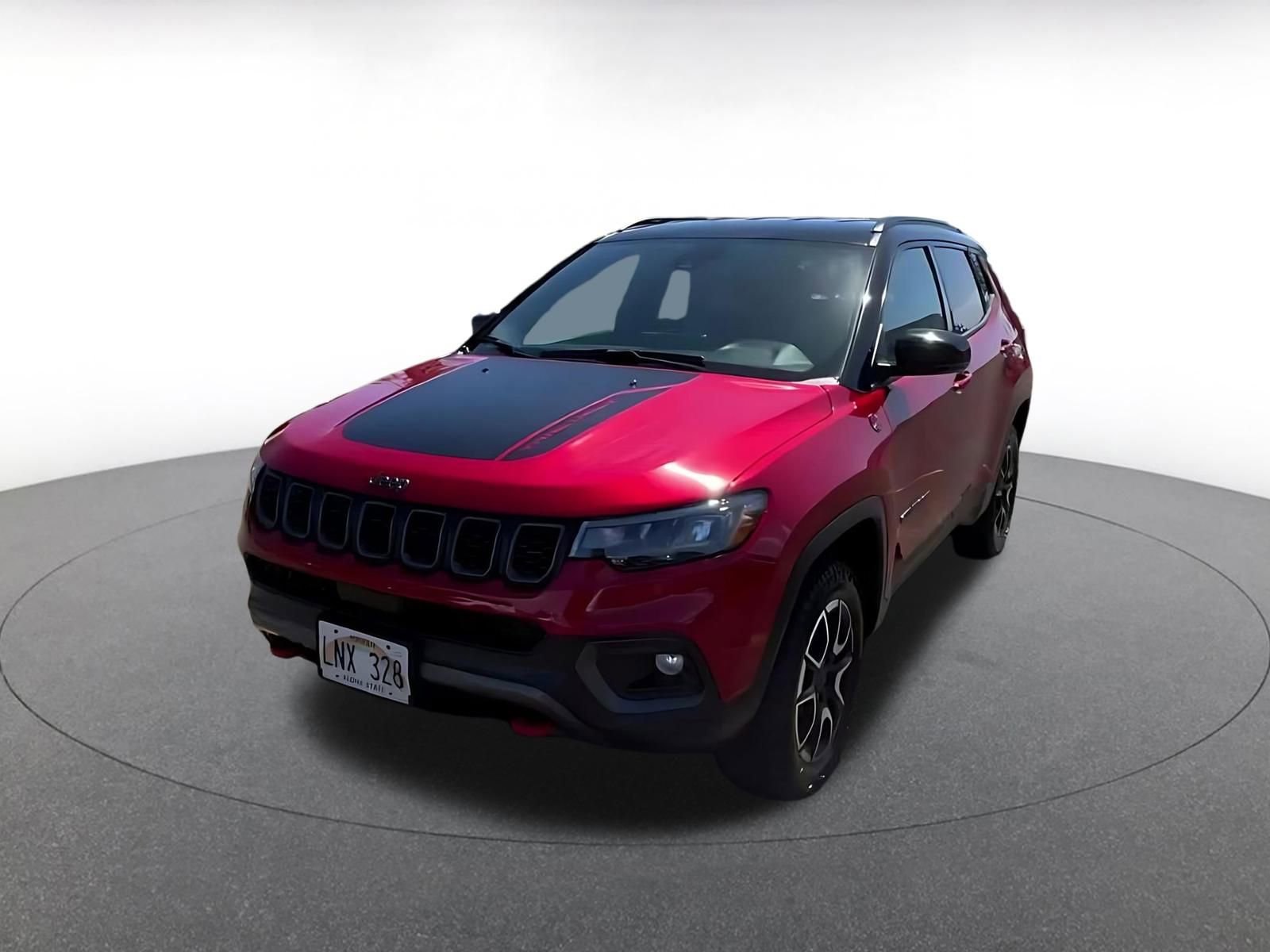 Used 2025 Jeep Compass Trailhawk image 7