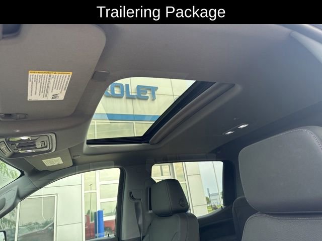 Used 2022 Chevrolet Silverado 1500 LTZ w/ Technology Package AWD/4WD image 13
