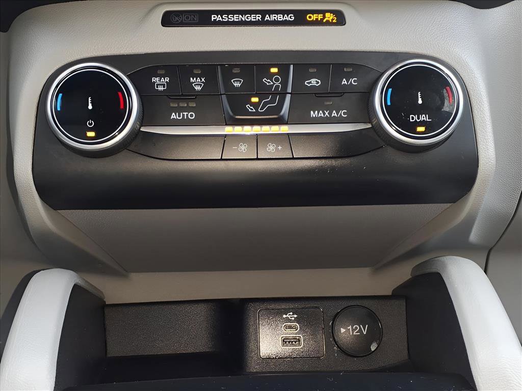 Used 2025 Ford Escape Active image 16