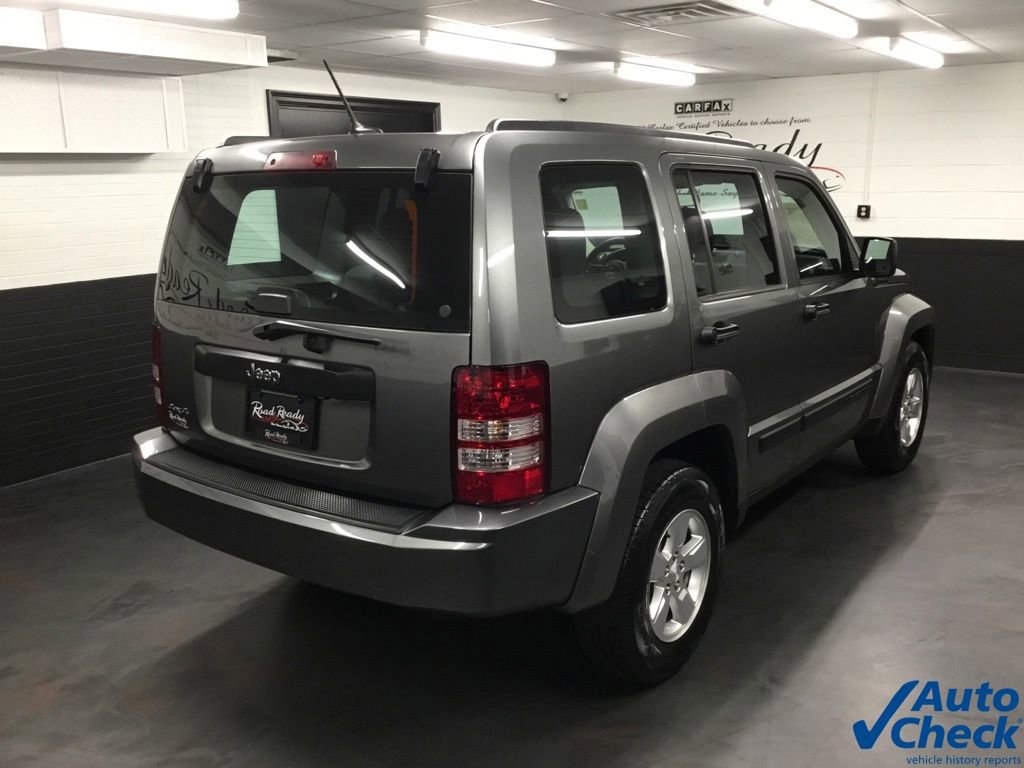 Used 2012 Jeep Liberty Sport AWD/4WD image 11