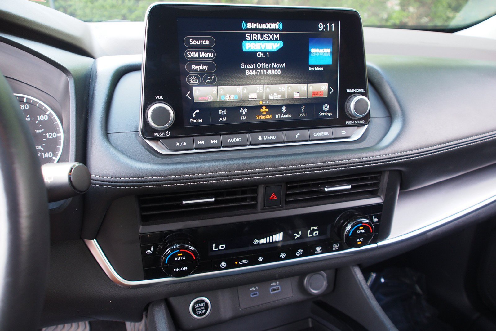 Used 2023 Nissan Rogue SV w/ SV Premium B Package FWD image 26