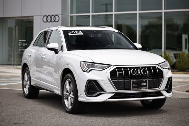Used 2024 Audi Q3 2.0T Premium Plus AWD/4WD image 2