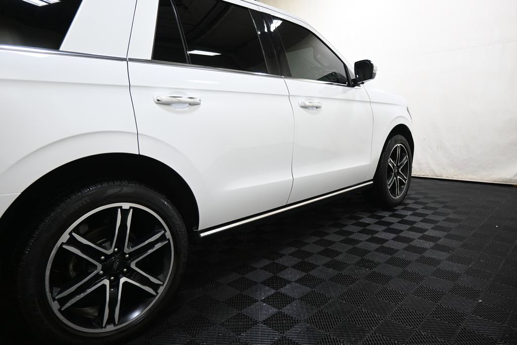 Used 2019 Ford Expedition Limited w/ Special Edition Package image 20