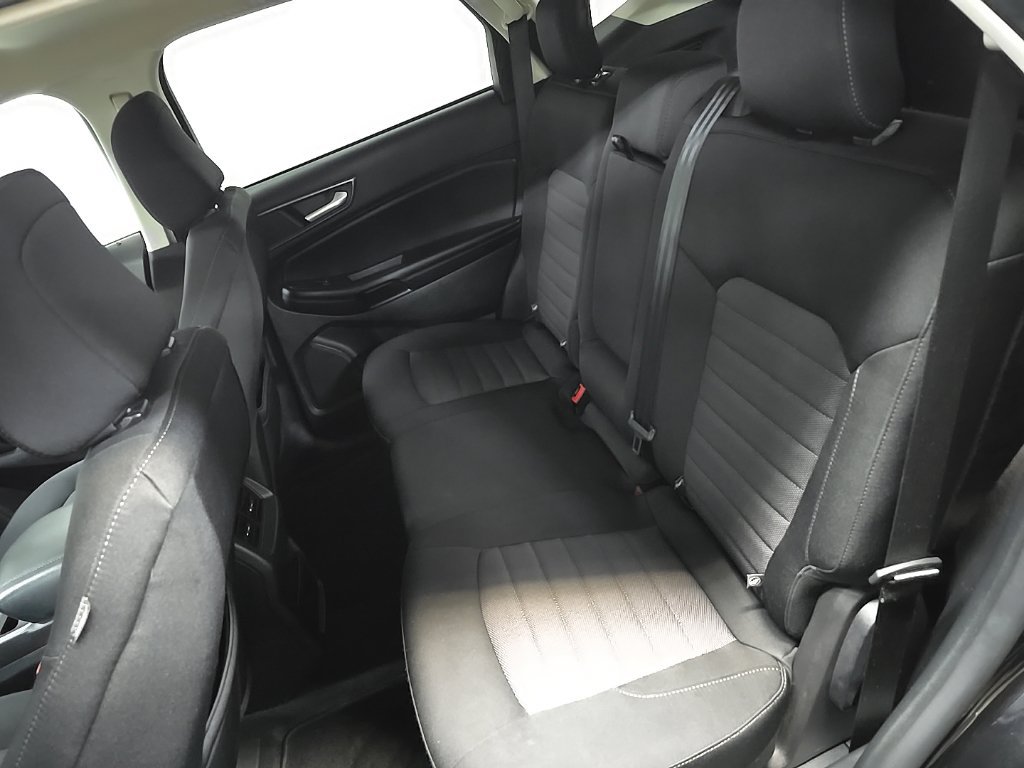 Certified 2022 Ford Edge SE w/ Black Appearance Package AWD/4WD image 21
