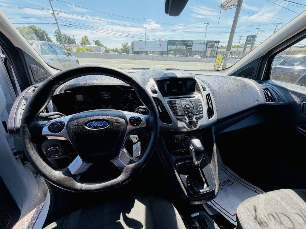 Used 2016 Ford Transit Connect XLT FWD image 19