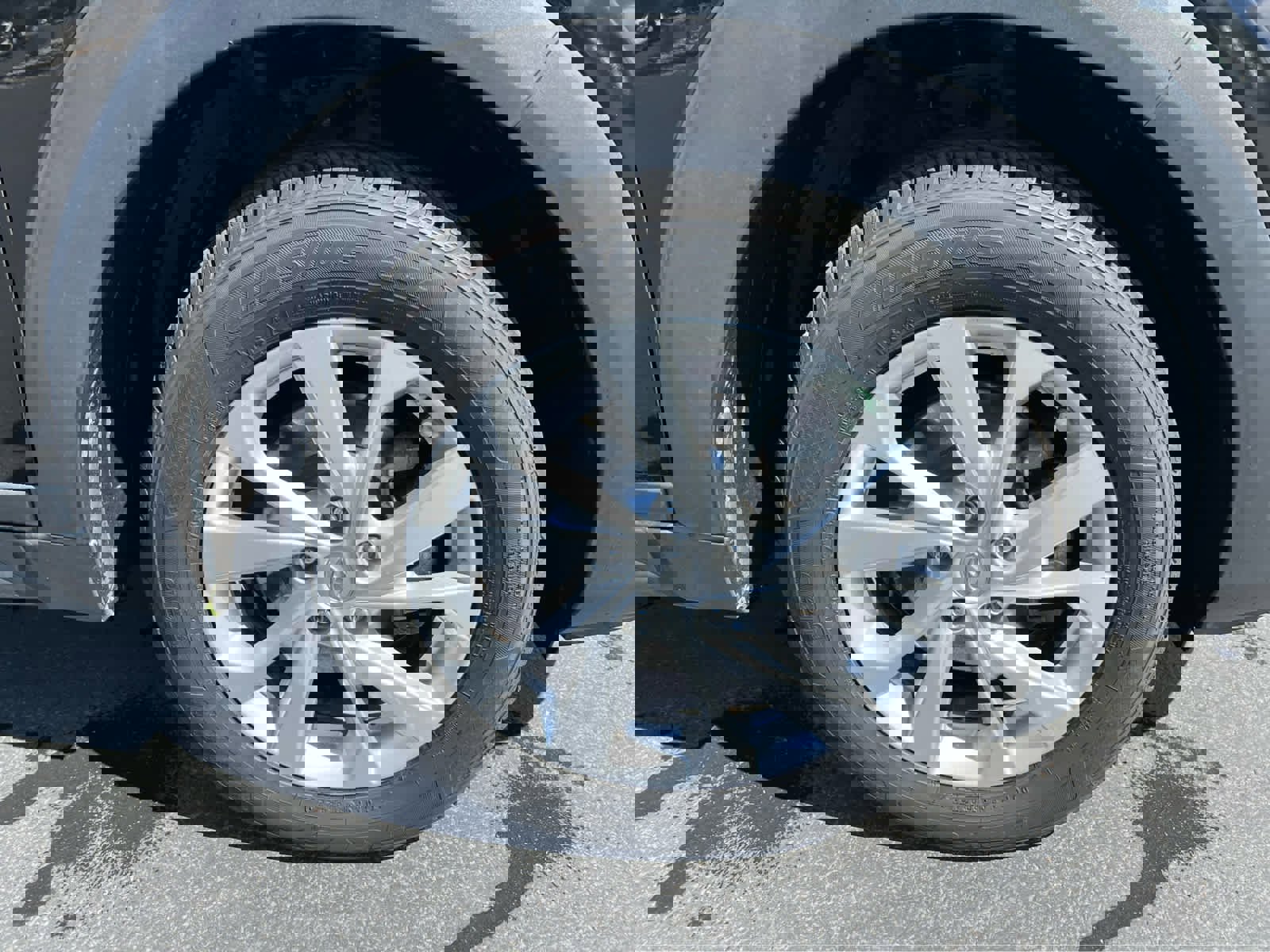 Used 2019 Hyundai Tucson Value AWD/4WD image 16