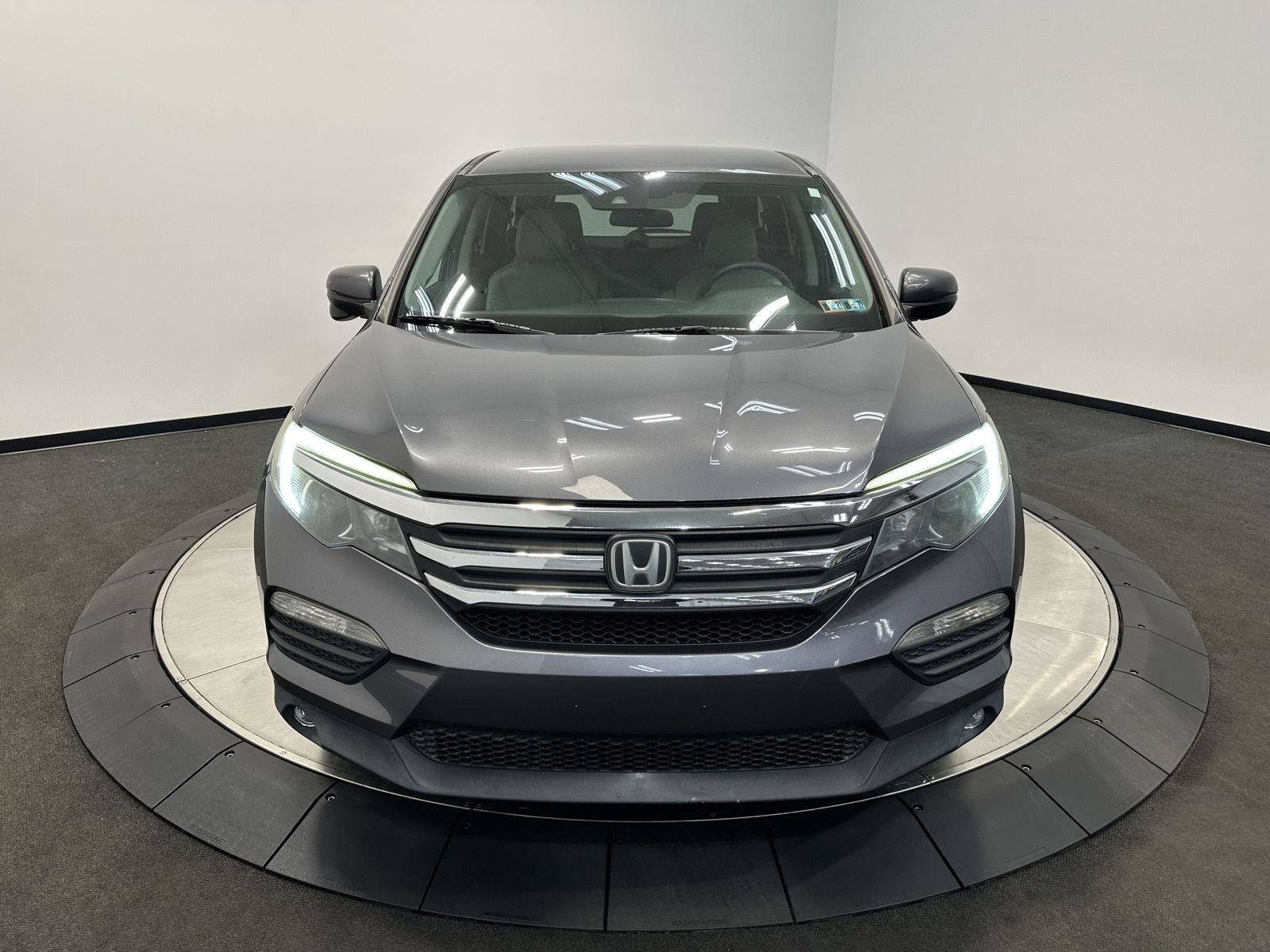 Used 2016 Honda Pilot EX image 3