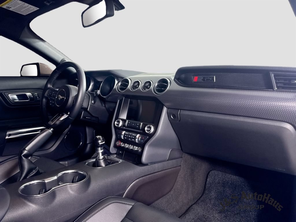 Used 2019 Ford Mustang GT Premium w/ GT Performance Package RWD image 34