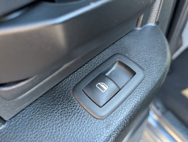 Used 2018 RAM 1500 Express AWD/4WD image 15