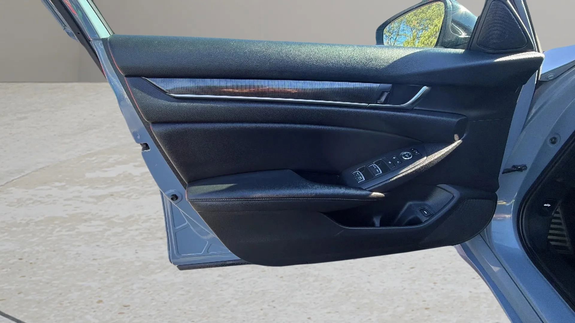 Used 2022 Honda Accord Sport image 33